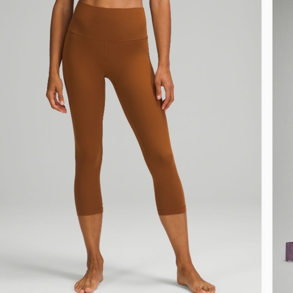 Brown Lululemon leggings🧸